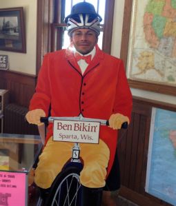 "I say, old boy, which way to the Speakeasy?"